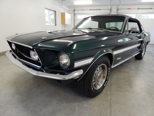 1968 Ford Mustang (Green/Black)