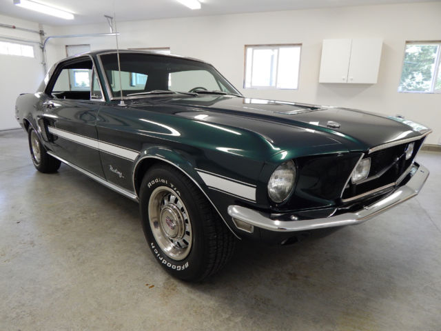 1968 Ford Mustang (Green/Black)