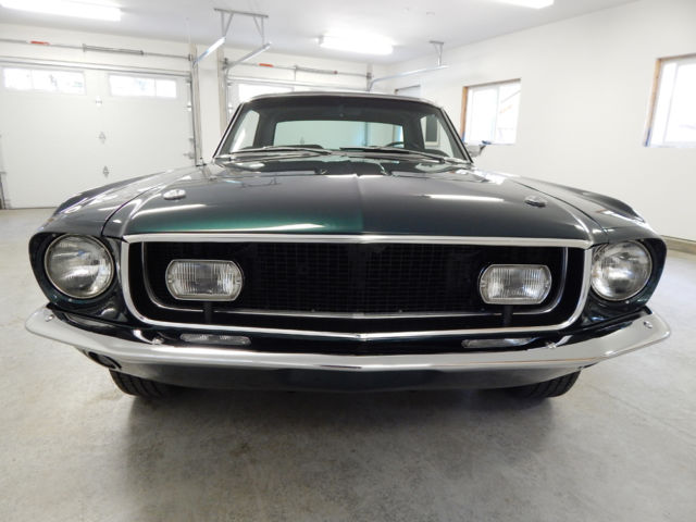 1968 Ford Mustang (Green/Black)
