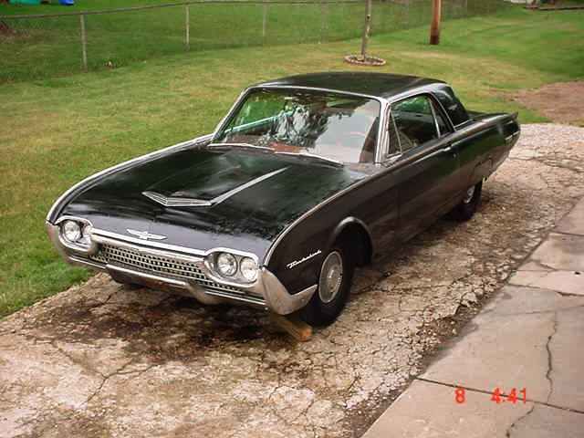 1962 Ford Thunderbird (Black/Red)