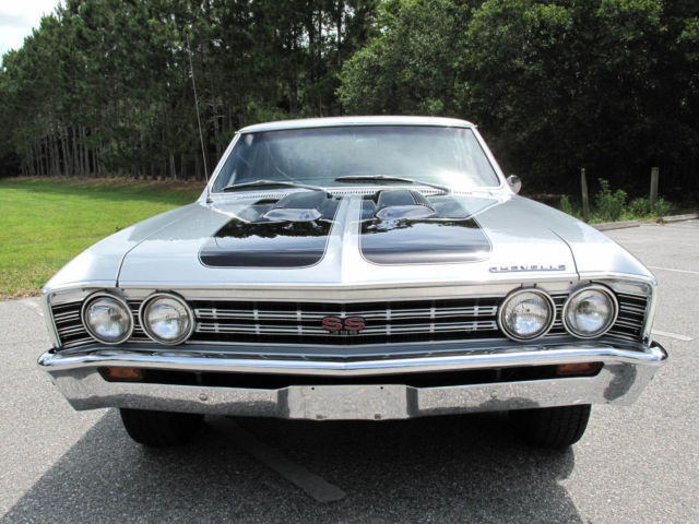 1967 Chevrolet Chevelle (Silver/Black)