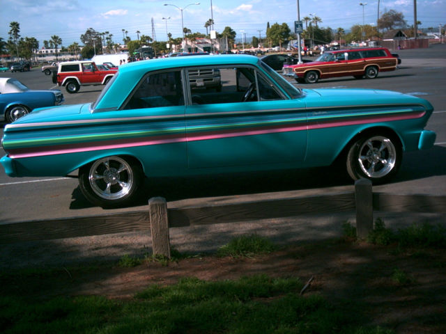 1965 Ford Falcon (Teal/Gray)