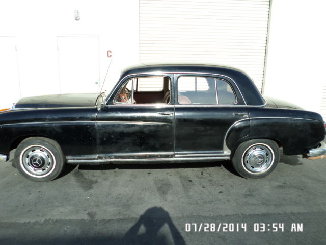 1959 Mercedes-Benz 200-Series (Black/Red)