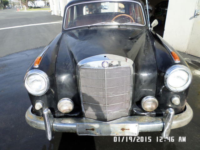 1959 Mercedes-Benz 200-Series (Black/Red)