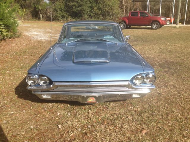 1964 Ford Thunderbird (marina blue/light blue)