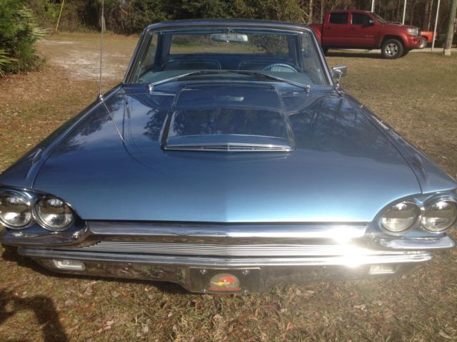 1964 Ford Thunderbird (marina blue/light blue)