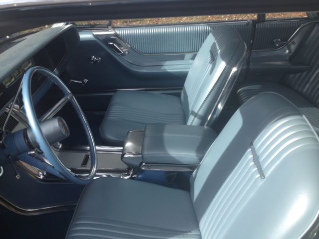 1964 Ford Thunderbird (marina blue/light blue)