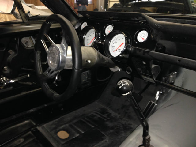 1967 Ford Mustang (Black/Black)