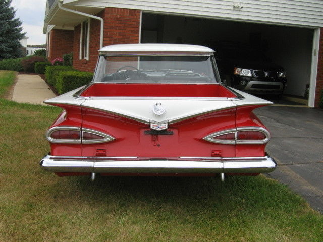 1959 Chevrolet El Camino (Red/White/Gray)