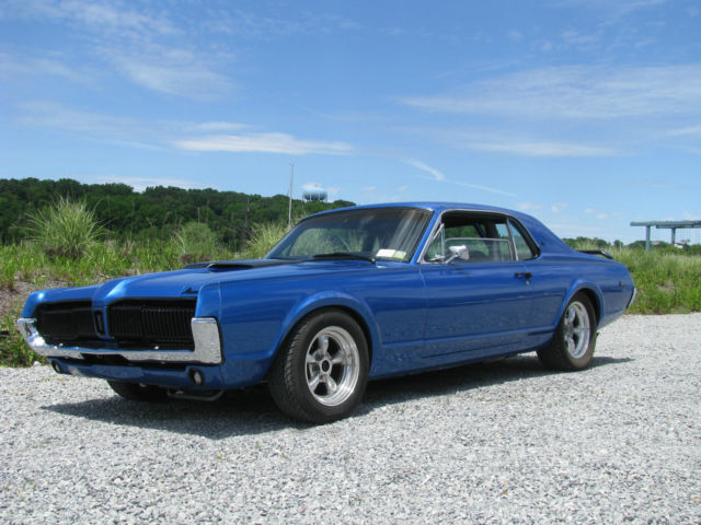1968 Mercury Cougar (Blue/Black)