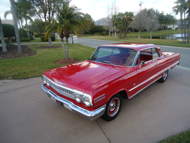 1963 Chevrolet Impala (Red/Red)