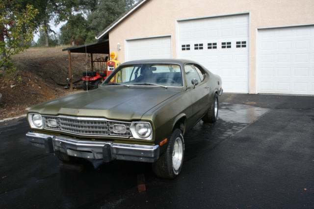 1973 Plymouth Duster (Green/Blue)