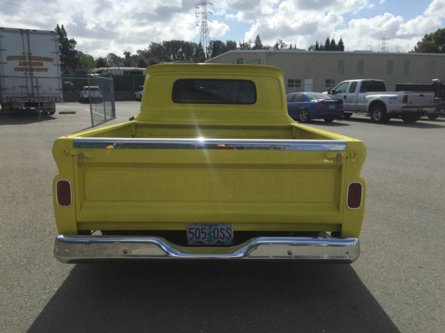 1962 Chevrolet C-10 (Yellow/Gray)