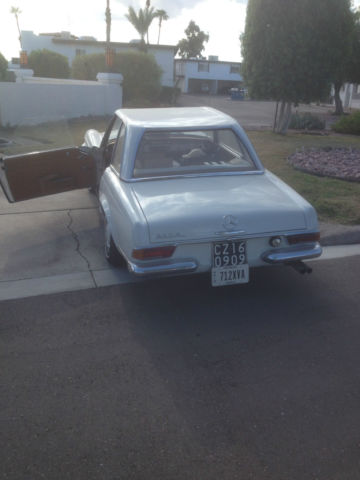1966 Mercedes-Benz SL-Class (White/Tan)