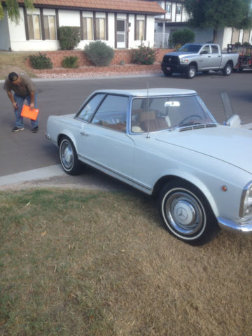 1966 Mercedes-Benz SL-Class (White/Tan)