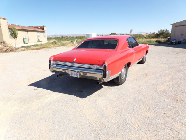 1972 Chevrolet Monte Carlo (Rally Red/Black)