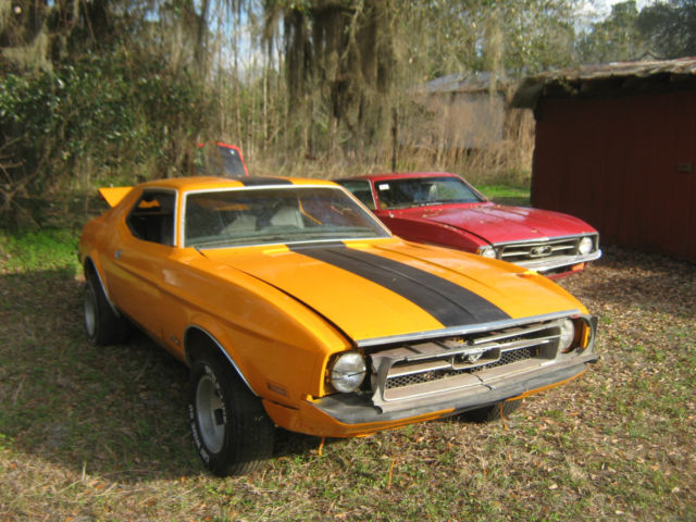 1973 Ford Mustang (Raven Black/Black)