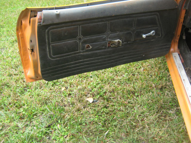 1973 Ford Mustang (Raven Black/Black)