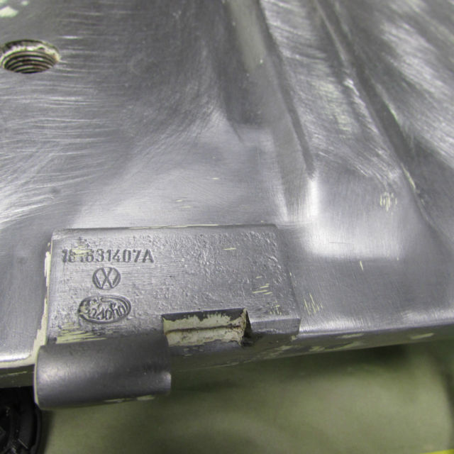 1973 Volkswagen Thing (Cream w/ Blue Accents (Acapulco Theme)/Black)