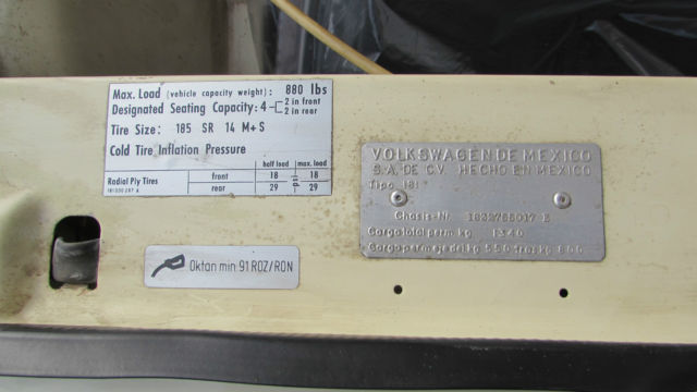 1973 Volkswagen Thing (Cream w/ Blue Accents (Acapulco Theme)/Black)