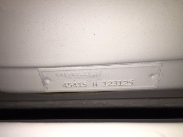 1964 Chevrolet Chevelle (primer/Beige)