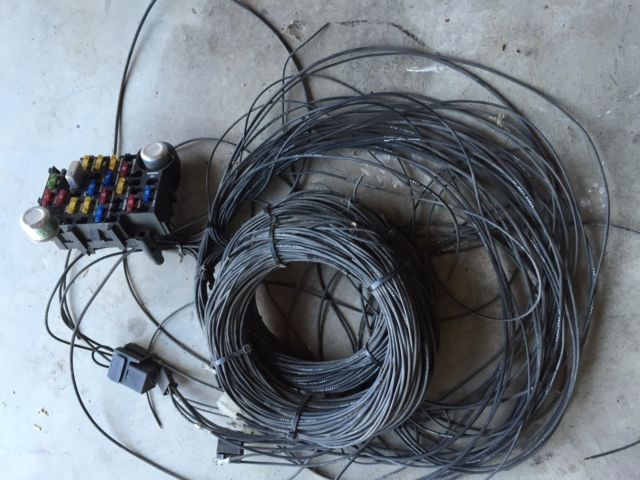 1964 Chevrolet Chevelle (primer/Beige)