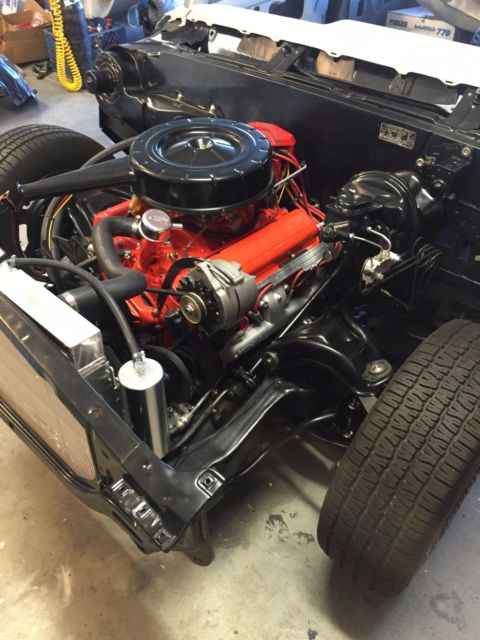 1964 Chevrolet Chevelle (primer/Beige)