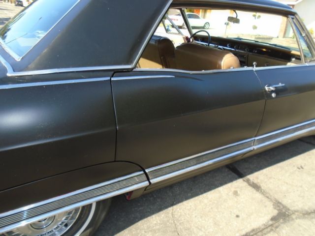1965 Buick Electra (Black/Tan)
