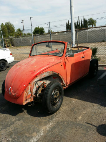 1968 Volkswagen Beetle - Classic (White/Red)