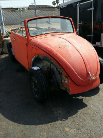 1968 Volkswagen Beetle - Classic (White/Red)