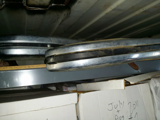 1968 Volkswagen Beetle - Classic (White/Red)