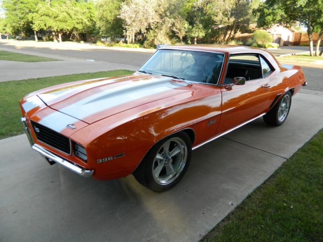 1969 Chevrolet Camaro (Orange/Black/White)