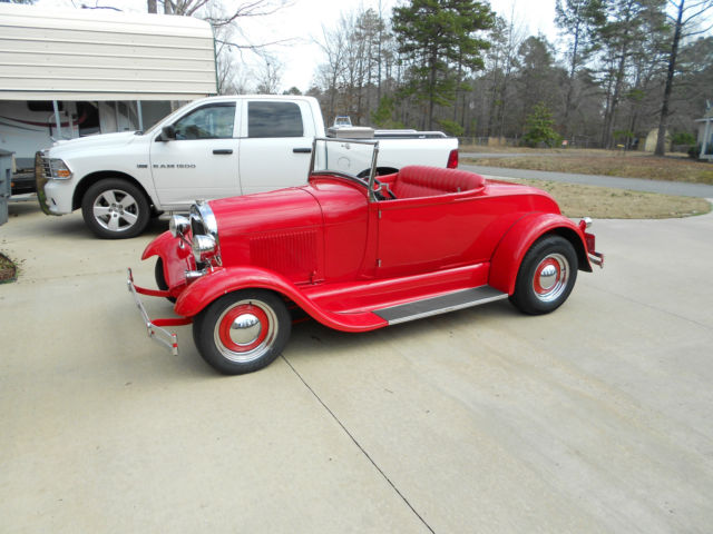 1929 Ford Model A (Red/Red)