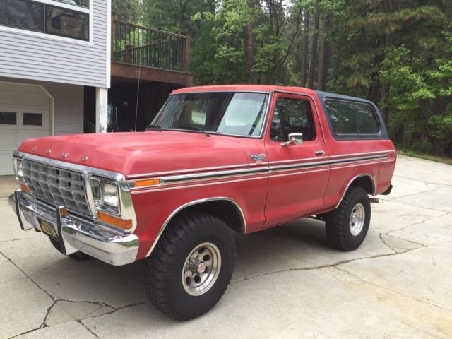 1978 Ford Bronco (Red/Red)