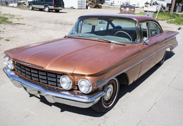 1960 Oldsmobile Eighty-Eight (Copper/Tan)