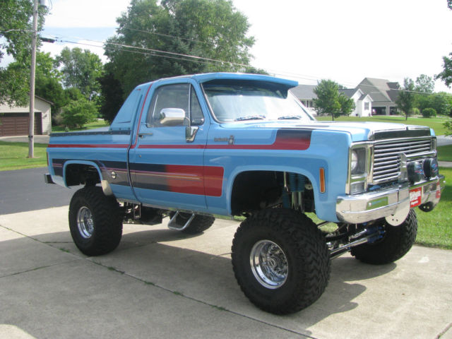 1977 Chevrolet C-10 (LIGHT BLUE WITH GRAPHICS/2 TONE BLUES)