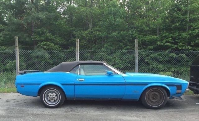 1972 Ford Mustang (Grabber Blue/White Weave)