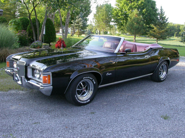 1971 Mercury Cougar (Black/Red)