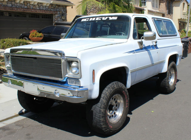 1976 Chevrolet Blazer (White/Blue)
