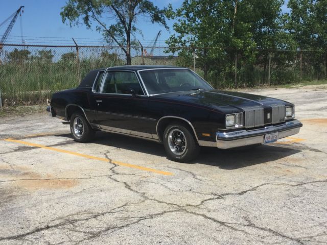 1979 Oldsmobile Cutlass (Black/Black)