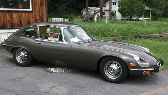 1973 Jaguar E-Type (sable/Tan)