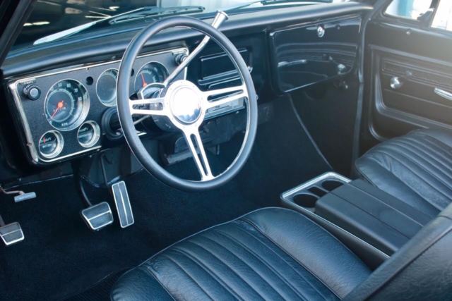 1972 Chevrolet Blazer (Black/Black)