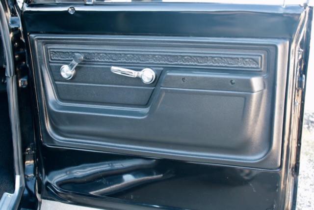 1972 Chevrolet Blazer (Black/Black)