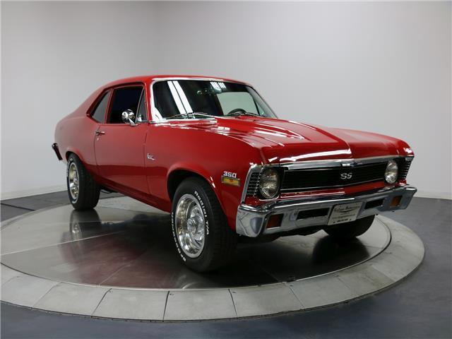 1971 Chevrolet Nova (Red/Black)