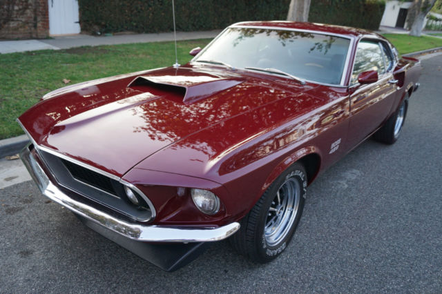1969 Ford Mustang (Royal Maroon/Black)