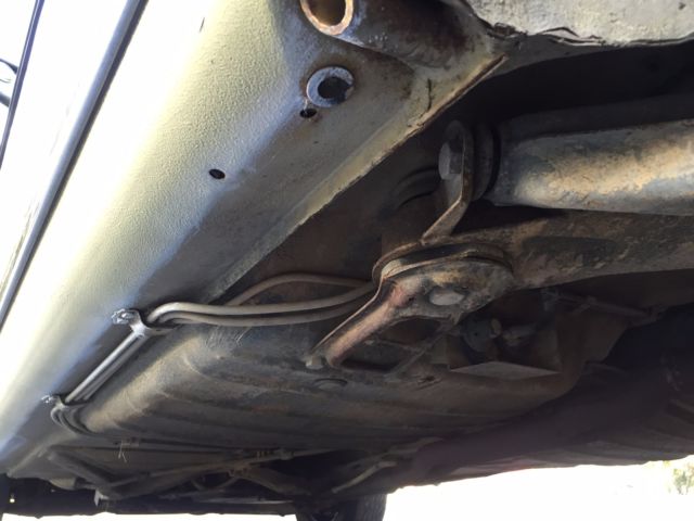 1974 Mercedes-Benz 200-Series (DB 606 Maple Yellow (ahorngelb)/Parchment LEATHER)