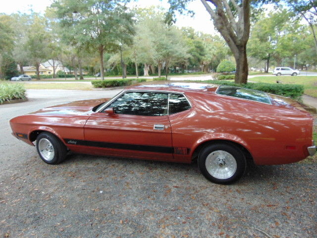1973 Ford Mustang (Burnt orange/Tan)