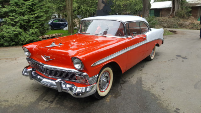 1956 Chevrolet Bel Air/150/210 (Red and white/red and white)