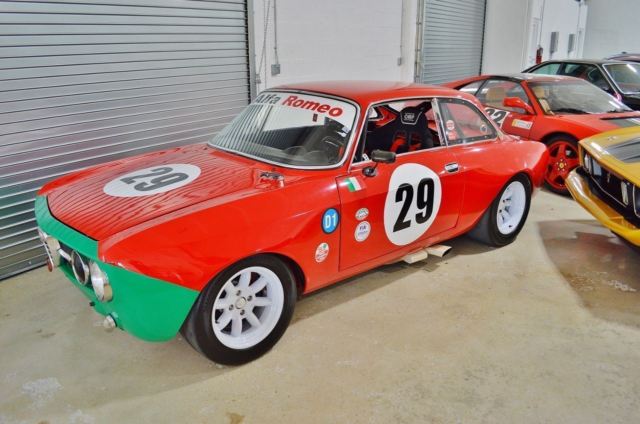 1969 Alfa Romeo GTV (RED/Red)