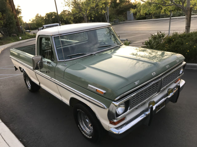 1970 Ford F-100 (Green/White/Green)